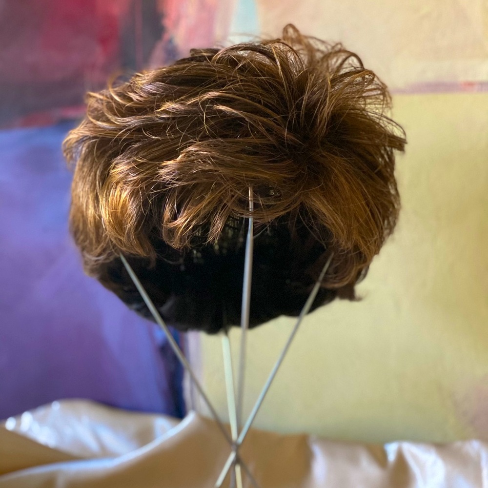 Ladies wig